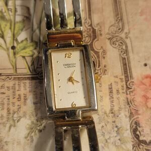 Vintage Embassy by Gruen Women’s Quartz Watch – Two Tone Rectangle Dial